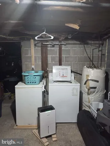 $85,000 | 5 West High Street, McClure, PA 17841