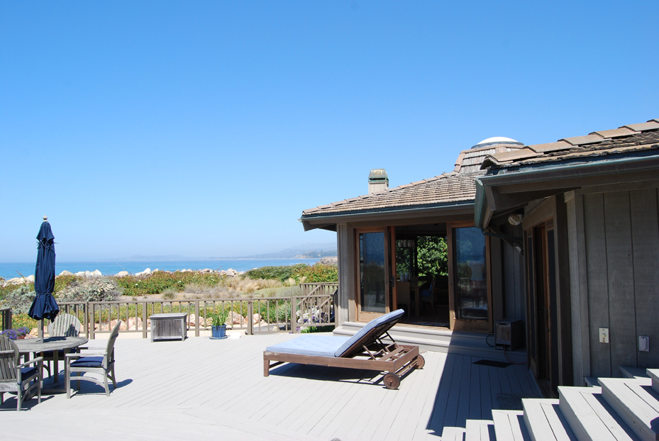 815 Sand Point Road Carpinteria, CA 93013 - Photo 5 of 12 a view of a patio with a table and chairs