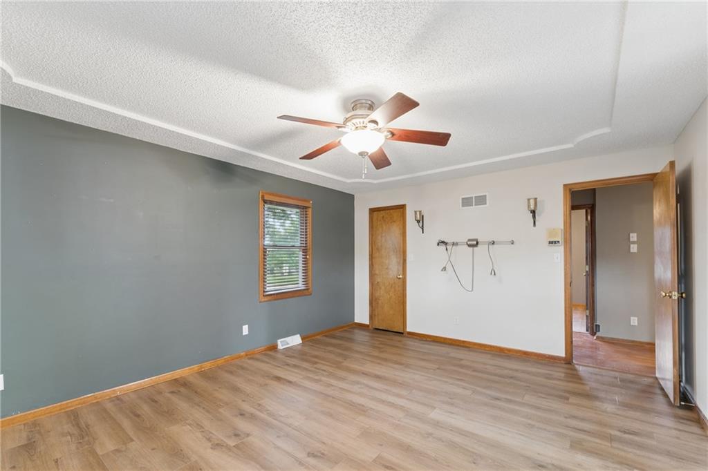617 West Maple Street Raymore, MO 64083 - Photo 31 of 67