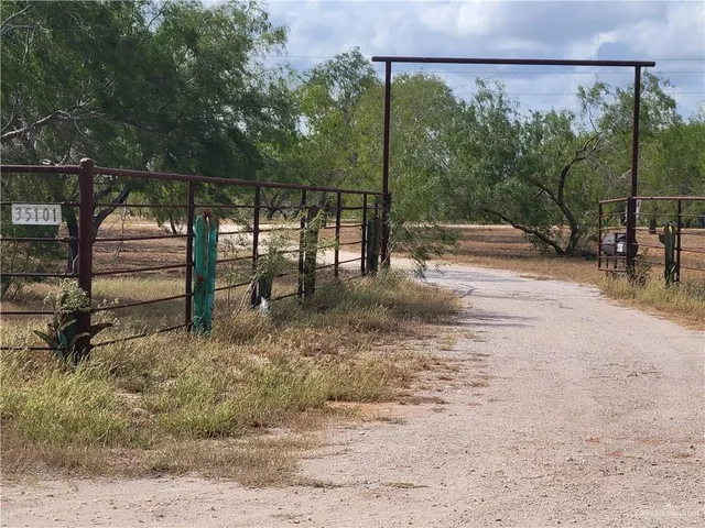 a view of a outdoor space