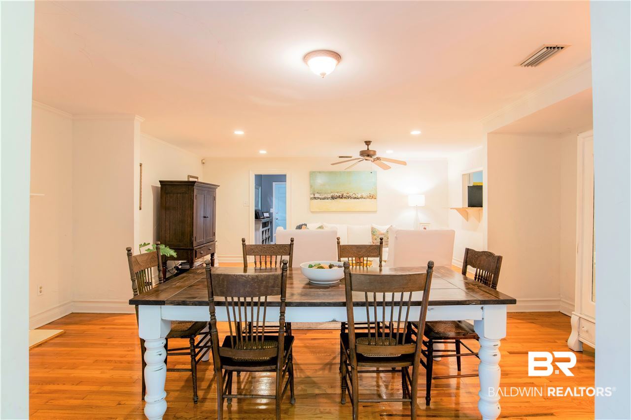 3527 Spring Hill Avenue Mobile, AL 36608 - Photo 7 of 29