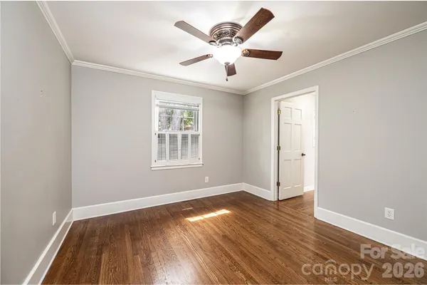 $599,000 | 923 1st Street Northeast, Hickory, NC 28601