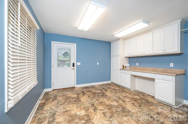 $599,000 | 923 1st Street Northeast, Hickory, NC 28601