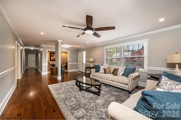$599,000 | 923 1st Street Northeast, Hickory, NC 28601