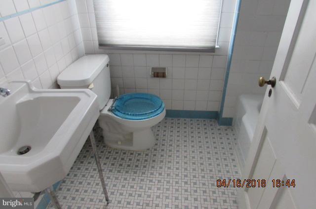 5506 Greenleaf Road Baltimore, MD 21210 - Photo 20 of 30 Bath