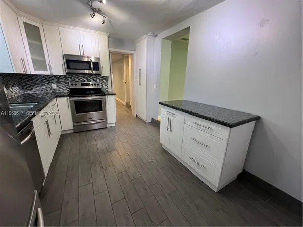 $4,500 | 432 Palmetto Drive, Miami Springs, FL 33166