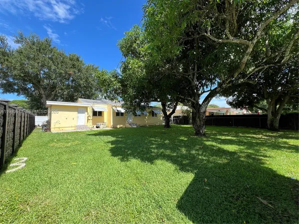 $4,500 | 432 Palmetto Drive, Miami Springs, FL 33166
