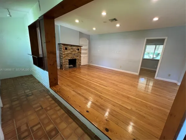 $4,500 | 432 Palmetto Drive, Miami Springs, FL 33166