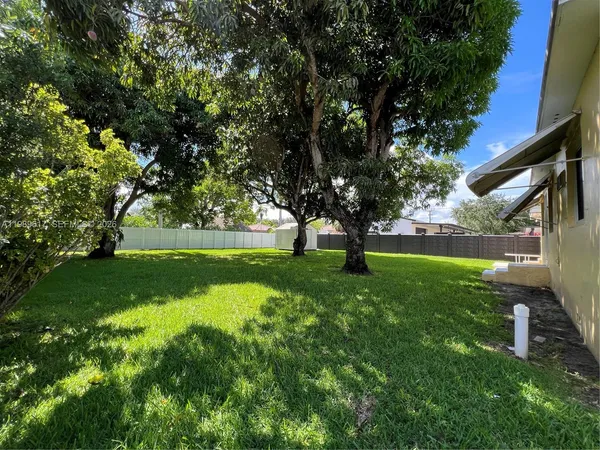 $4,500 | 432 Palmetto Drive, Miami Springs, FL 33166