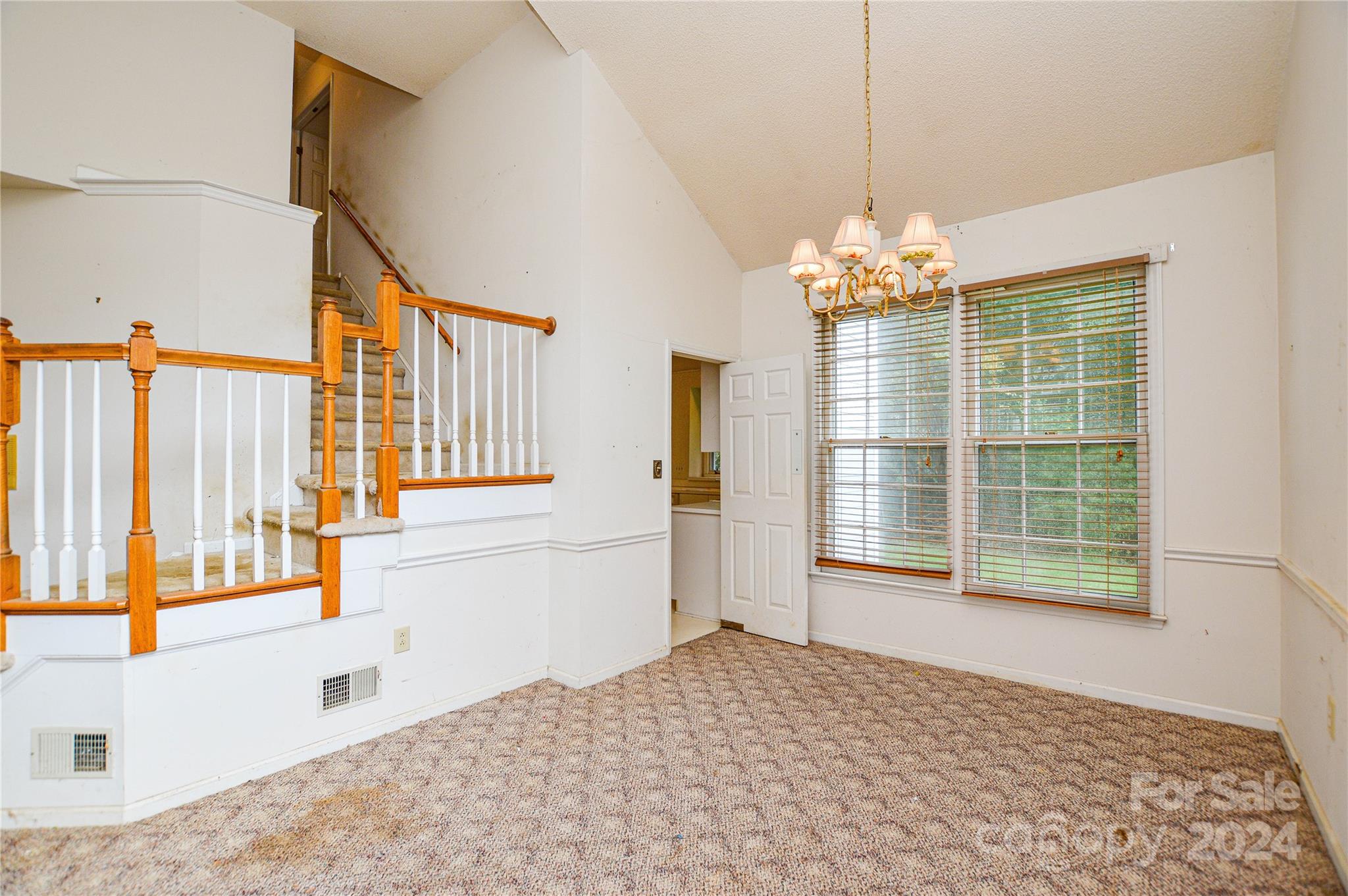 7425 Reedy Creek Road Charlotte, NC 28215 - Photo 12 of 42