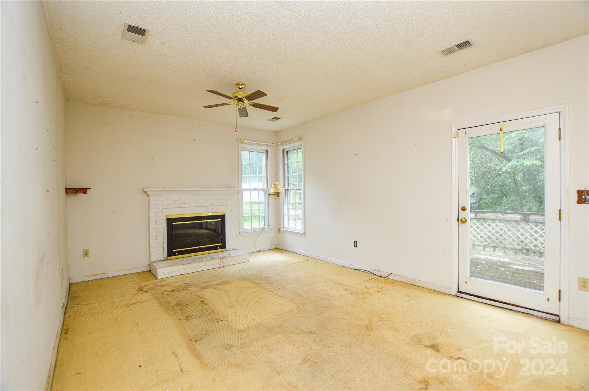 7425 Reedy Creek Road Charlotte, NC 28215 - Photo 14 of 42