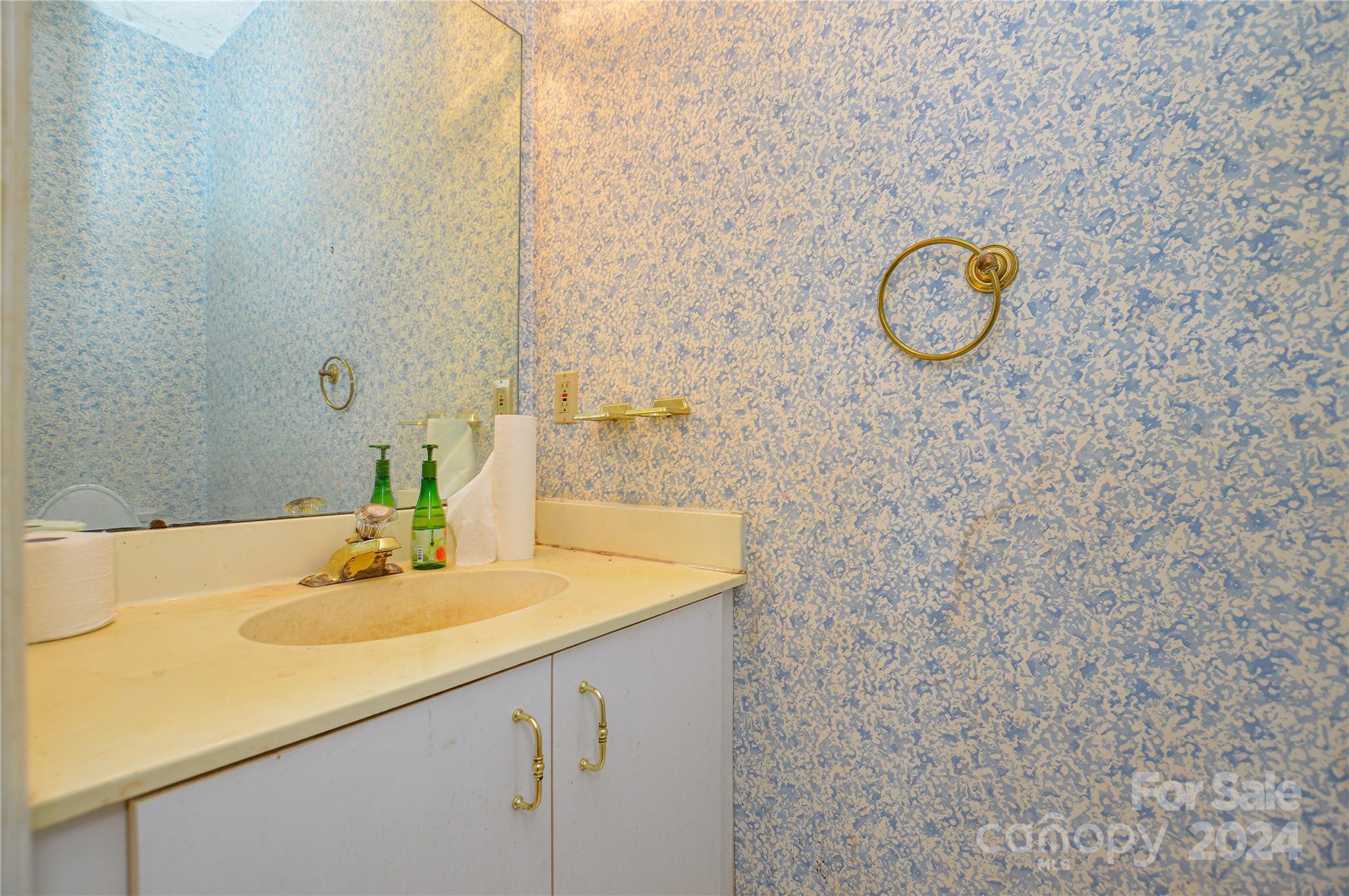 7425 Reedy Creek Road Charlotte, NC 28215 - Photo 22 of 42