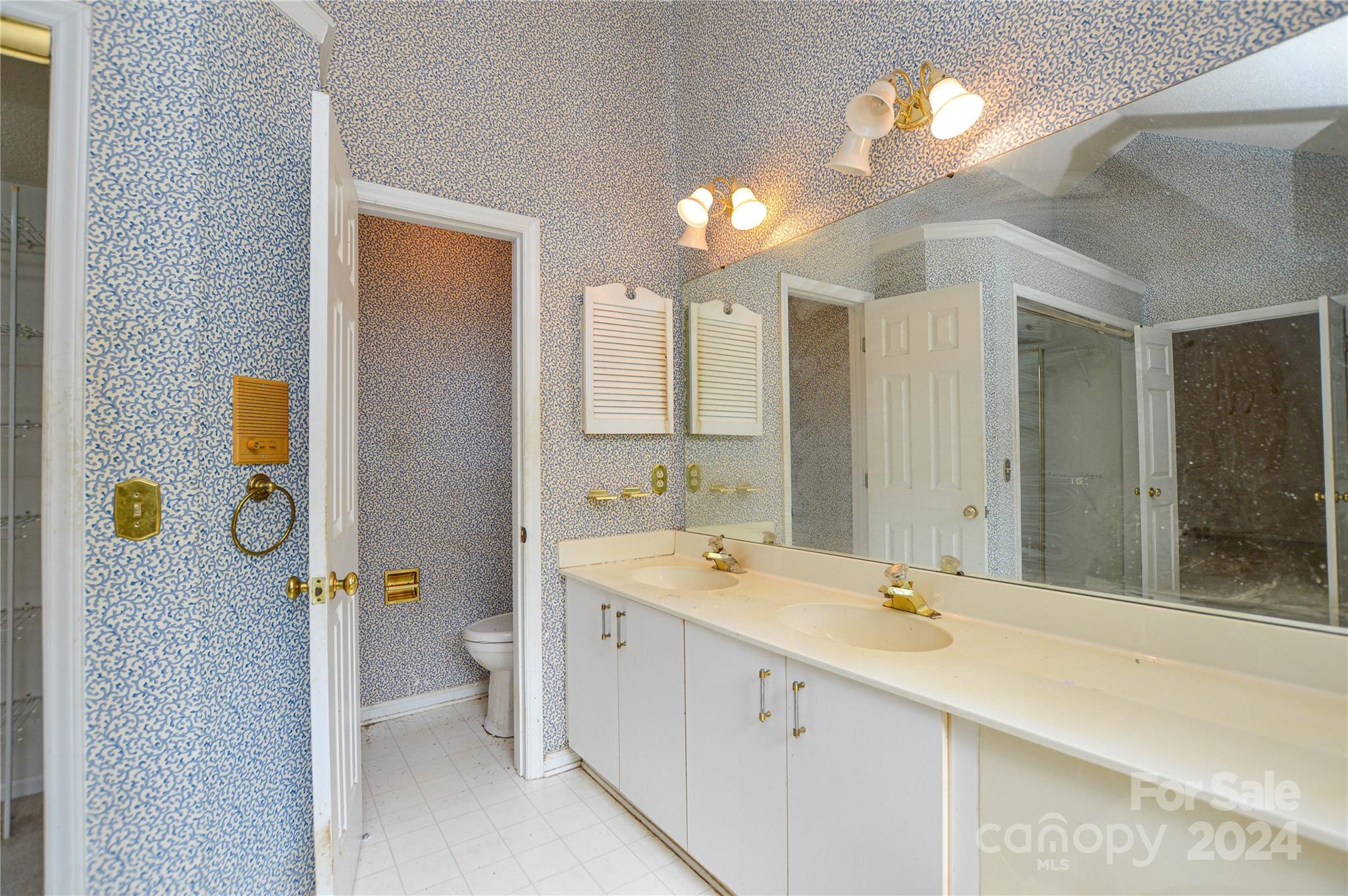 7425 Reedy Creek Road Charlotte, NC 28215 - Photo 34 of 42