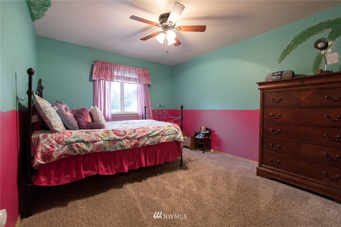 9136 173rd Avenue Southwest Rochester, WA 98579 - Photo 6 of 20