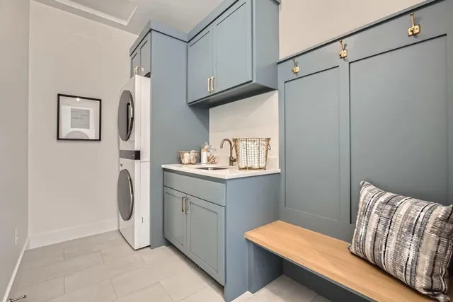 $1,450,000 | 5615 Buffington Lane, Shorewood, MN 55331