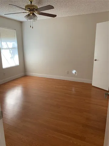 $1,450 | 5156 Conroy Road, Unit 35, Orlando, FL 32811