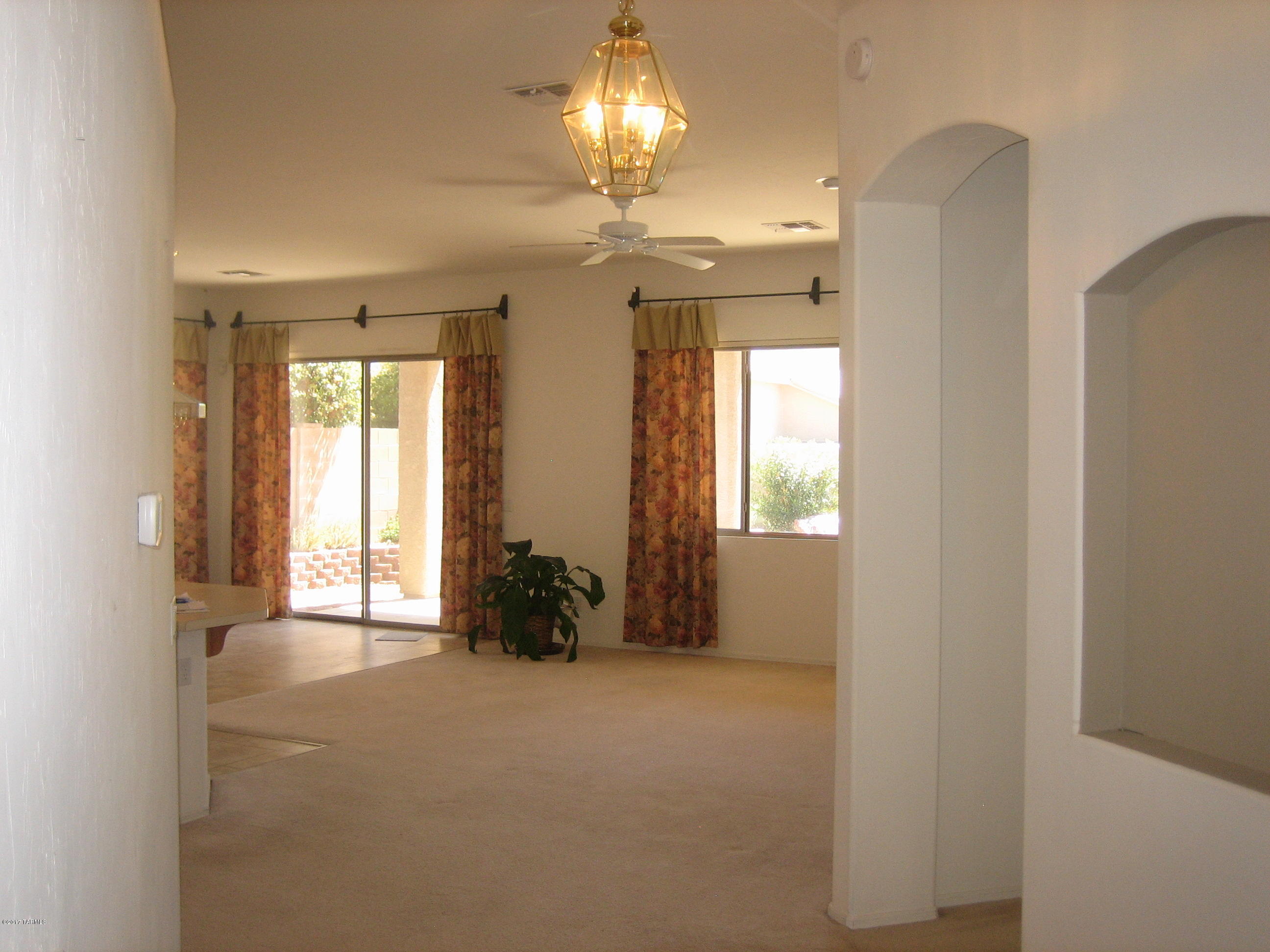2160 East Rio Vistoso Lane Tucson, AZ 85755 - Photo 5 of 16
