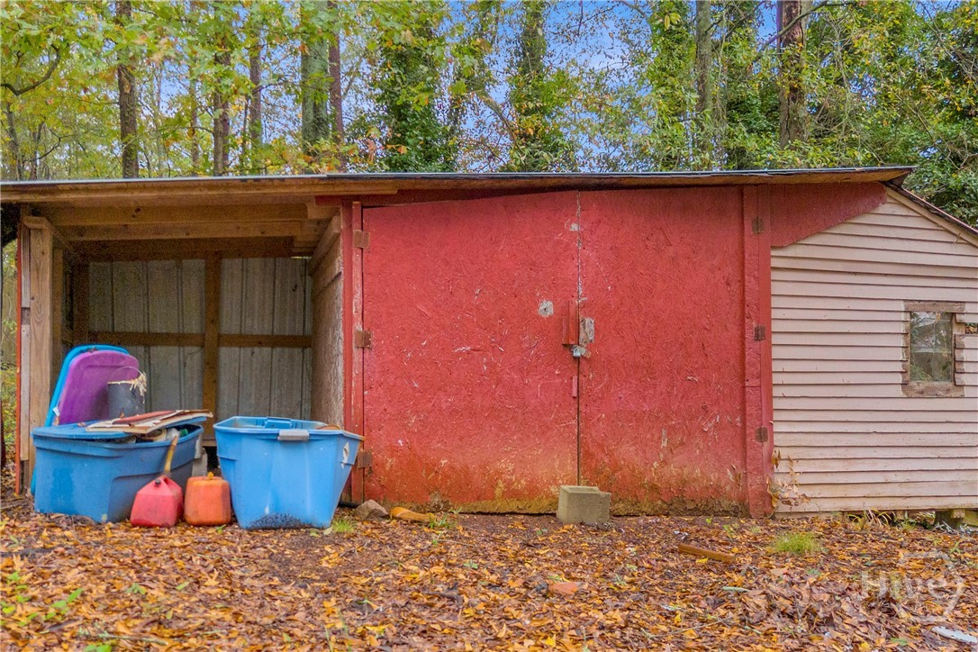 73 Highland Estates Commerce, GA 30529 - Photo 38 of 53