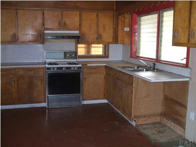 4340 Floridatown Road Pace, FL 32571 - Photo 8 of 19