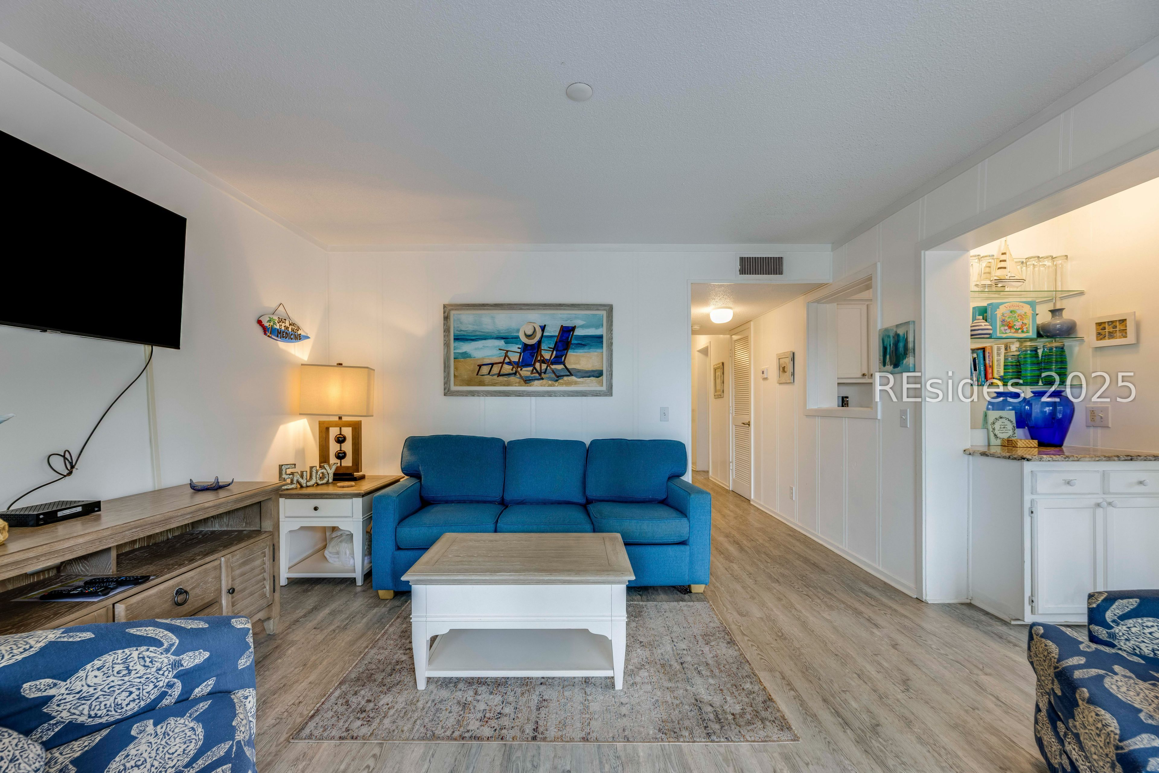 40 Folly Field Road, Unit 244 Hilton Head Island, SC 29928 - Photo 5 of 25 Living room.