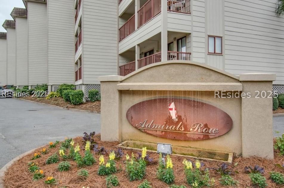 40 Folly Field Road, Unit 244 Hilton Head Island, SC 29928 - Photo 6 of 25 Community entrance.