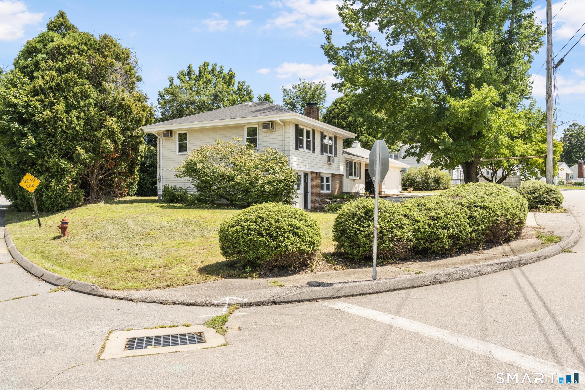 27 Sycamore Road Norwich, CT 06360 - Photo 5 of 40 Gallery Image 5