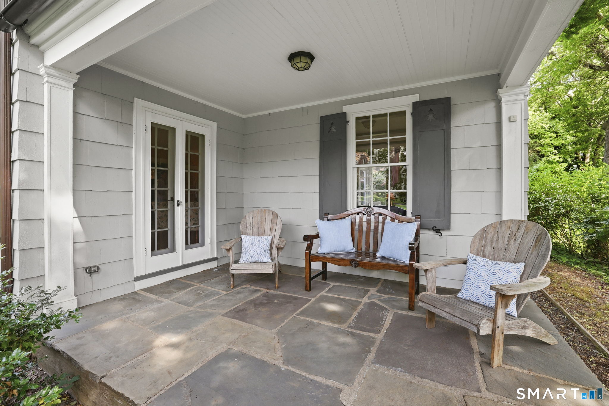 73 Inwood Road Fairfield, CT 06825 - Photo 5 of 40 Don't you LOVE this front covered porch!