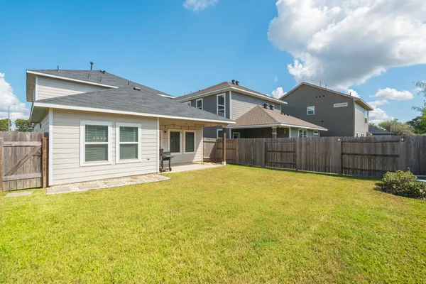 $329,900 | 1123 Magnolia Branch Lane, Tomball, TX 77375