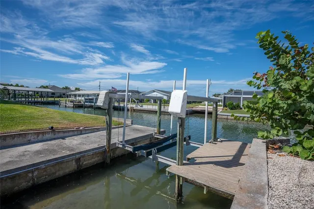 $1,200,000 | 1950 Arkansas Avenue, Englewood, FL 34224