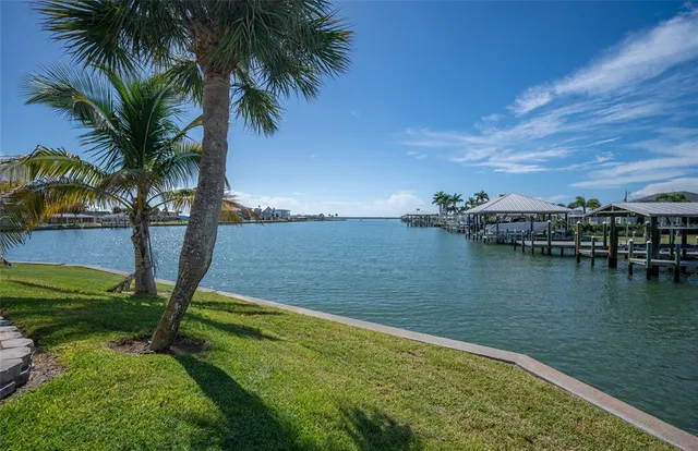 $1,200,000 | 1950 Arkansas Avenue, Englewood, FL 34224