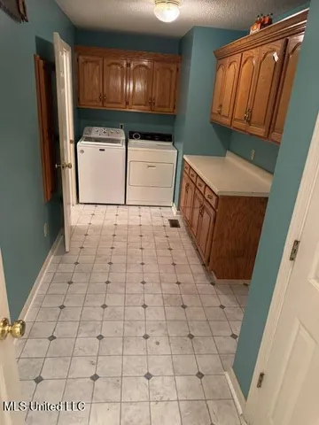 $375,000 | 3629 South Slayden Road, Lamar, MS 38642