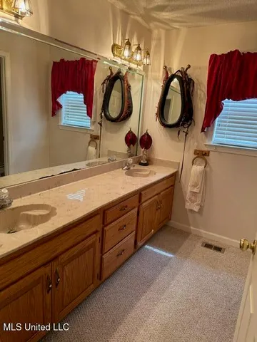 $375,000 | 3629 South Slayden Road, Lamar, MS 38642