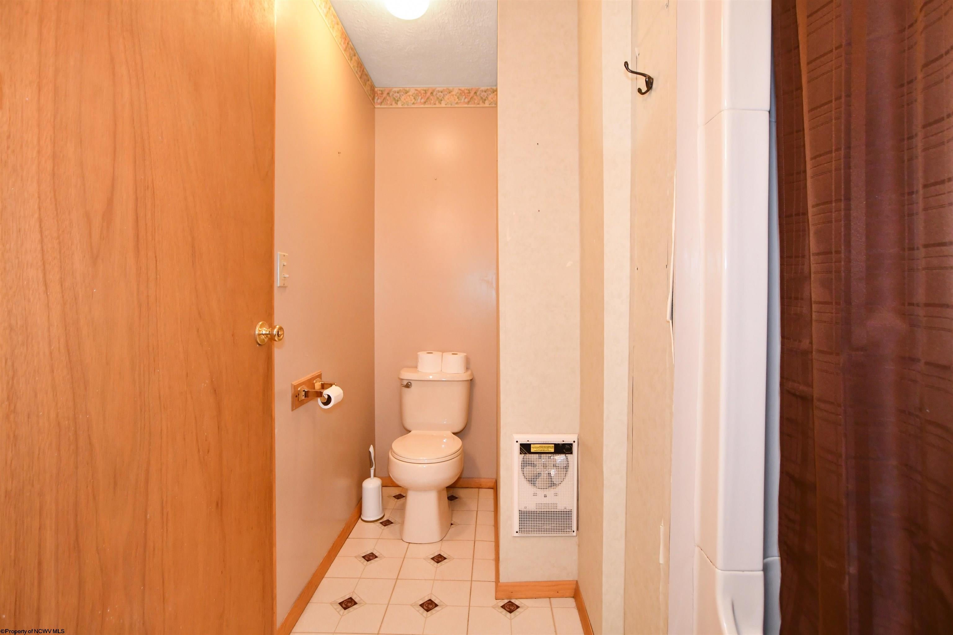 2362 Bunner Ridge Road Fairmont, WV 26554 - Photo 17 of 38 Gallery Image 17