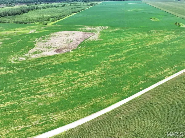 $925,275 | 102 County Road 102, Miami, MO 65344