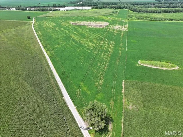 $925,275 | 102 County Road 102, Miami, MO 65344