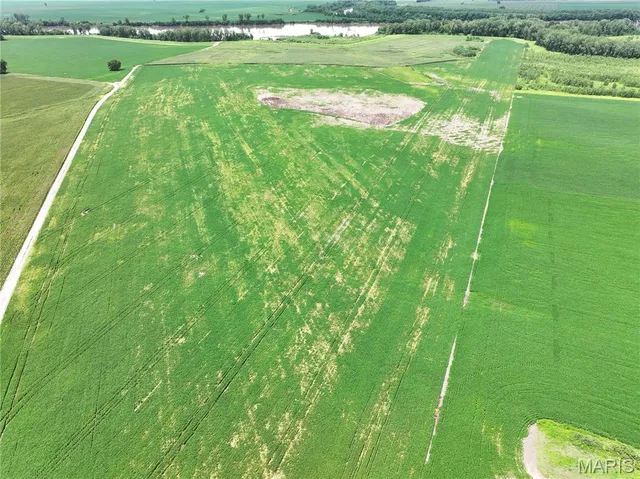 $925,275 | 102 County Road 102, Miami, MO 65344