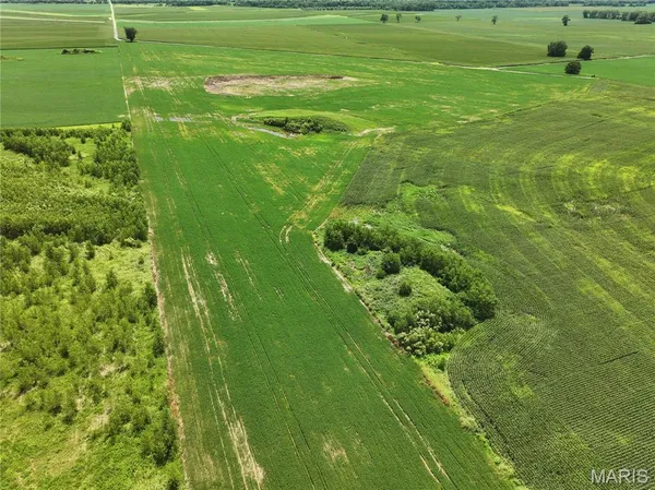 $925,275 | 102 County Road 102, Miami, MO 65344