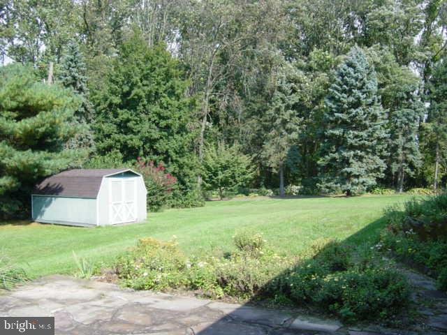 870 Dorsea Road Lancaster, PA 17601 - Photo 3 of 8