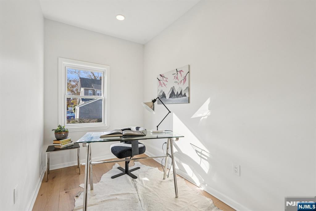 51 Highland Place Ridgefield Park, NJ 07660 - Photo 12 of 35