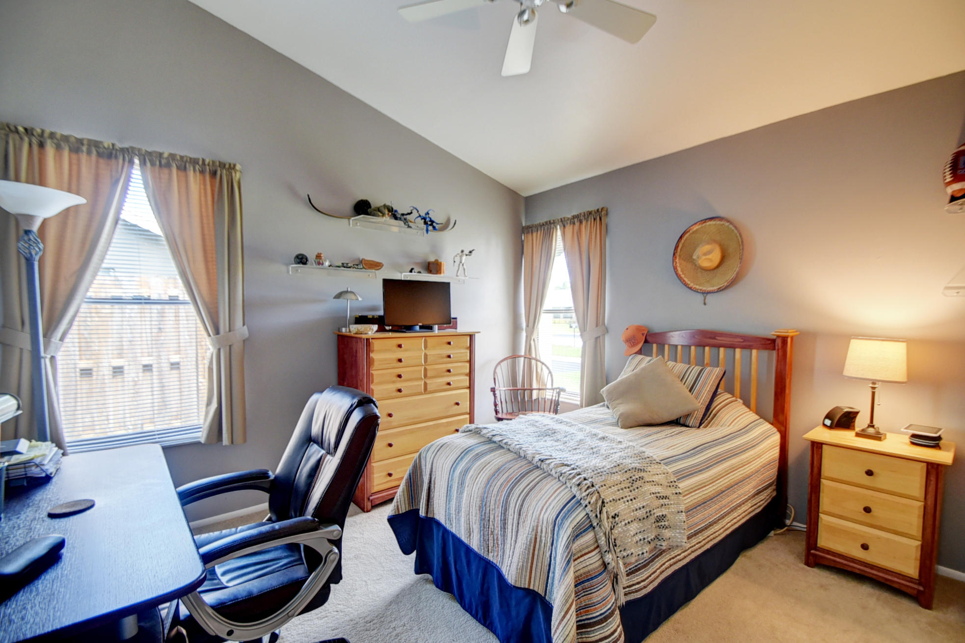 9524 Burlington Place Boca Raton, FL 33434 - Photo 28 of 42 Guest Bedroom
