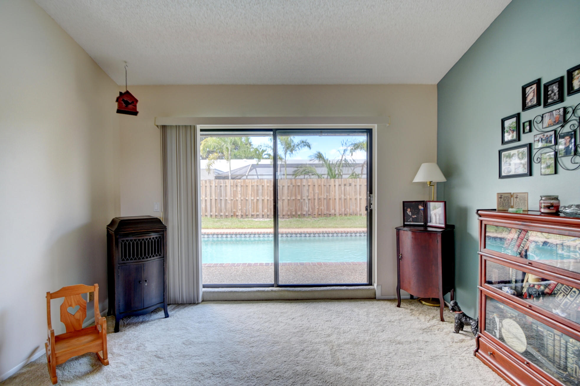 9524 Burlington Place Boca Raton, FL 33434 - Photo 8 of 42 Living Room