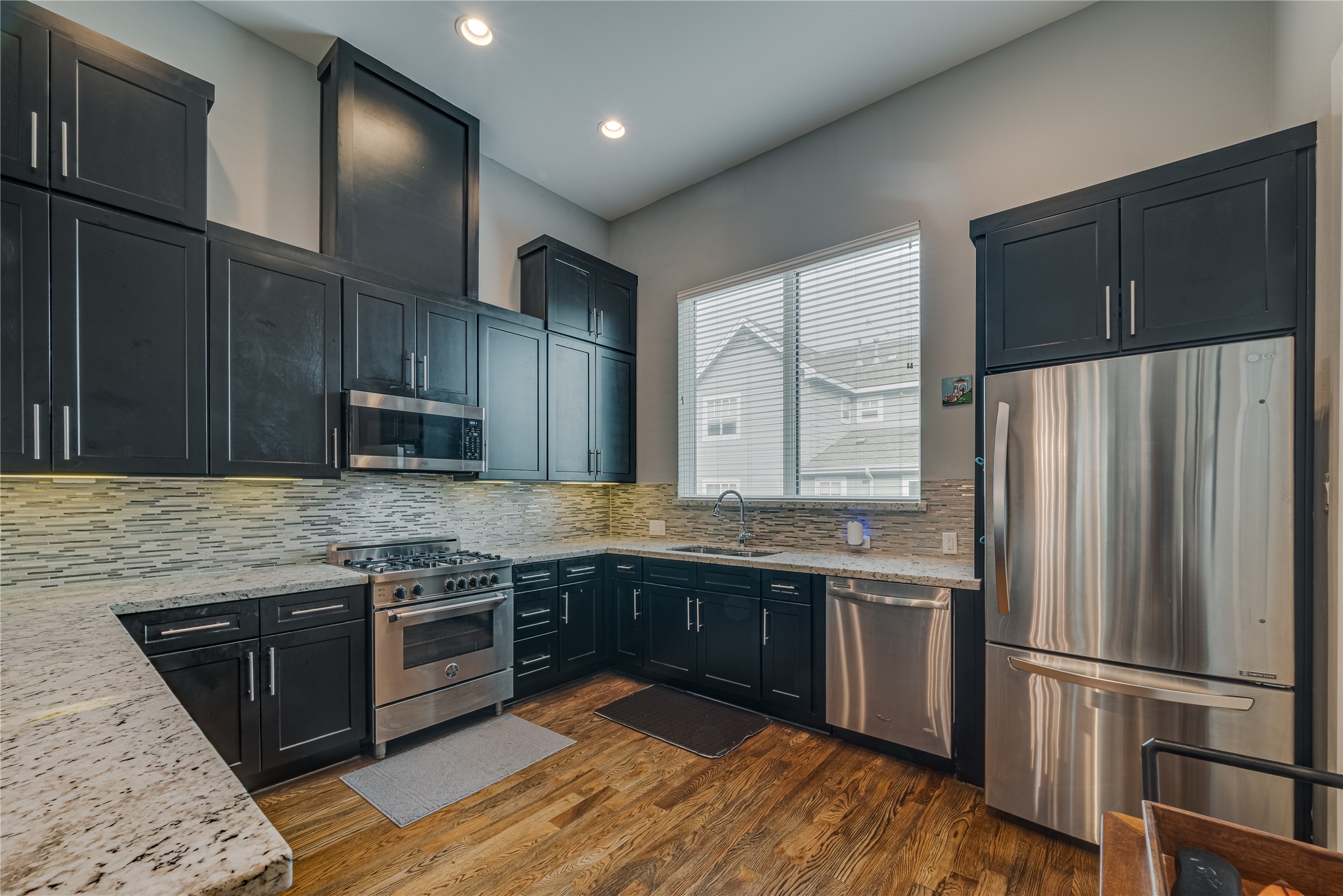 1202 West Dallas Street Houston, TX 77019 - Photo 10 of 49