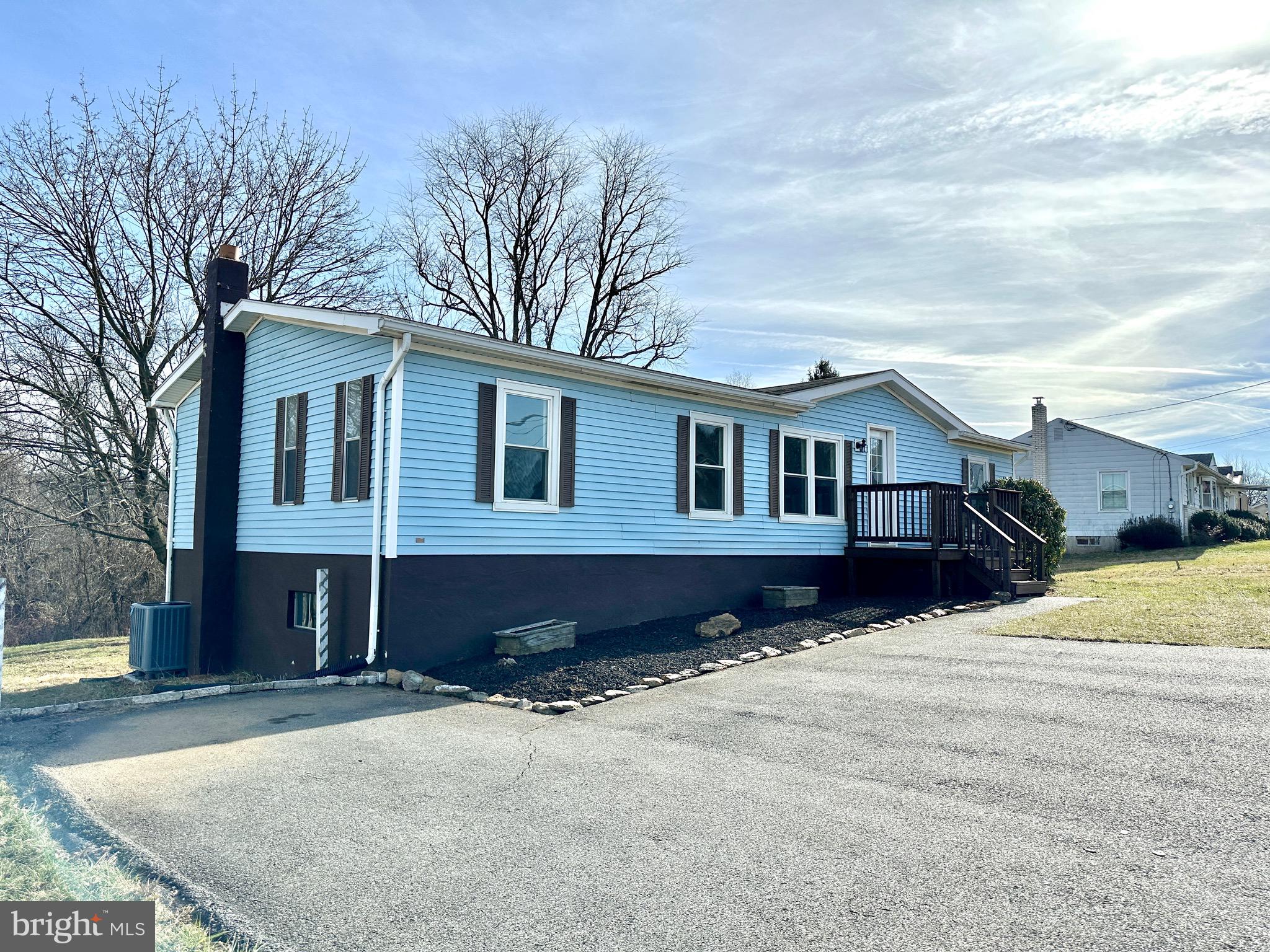 2204 Craley Road Windsor, PA 17366 - Photo 3 of 43
