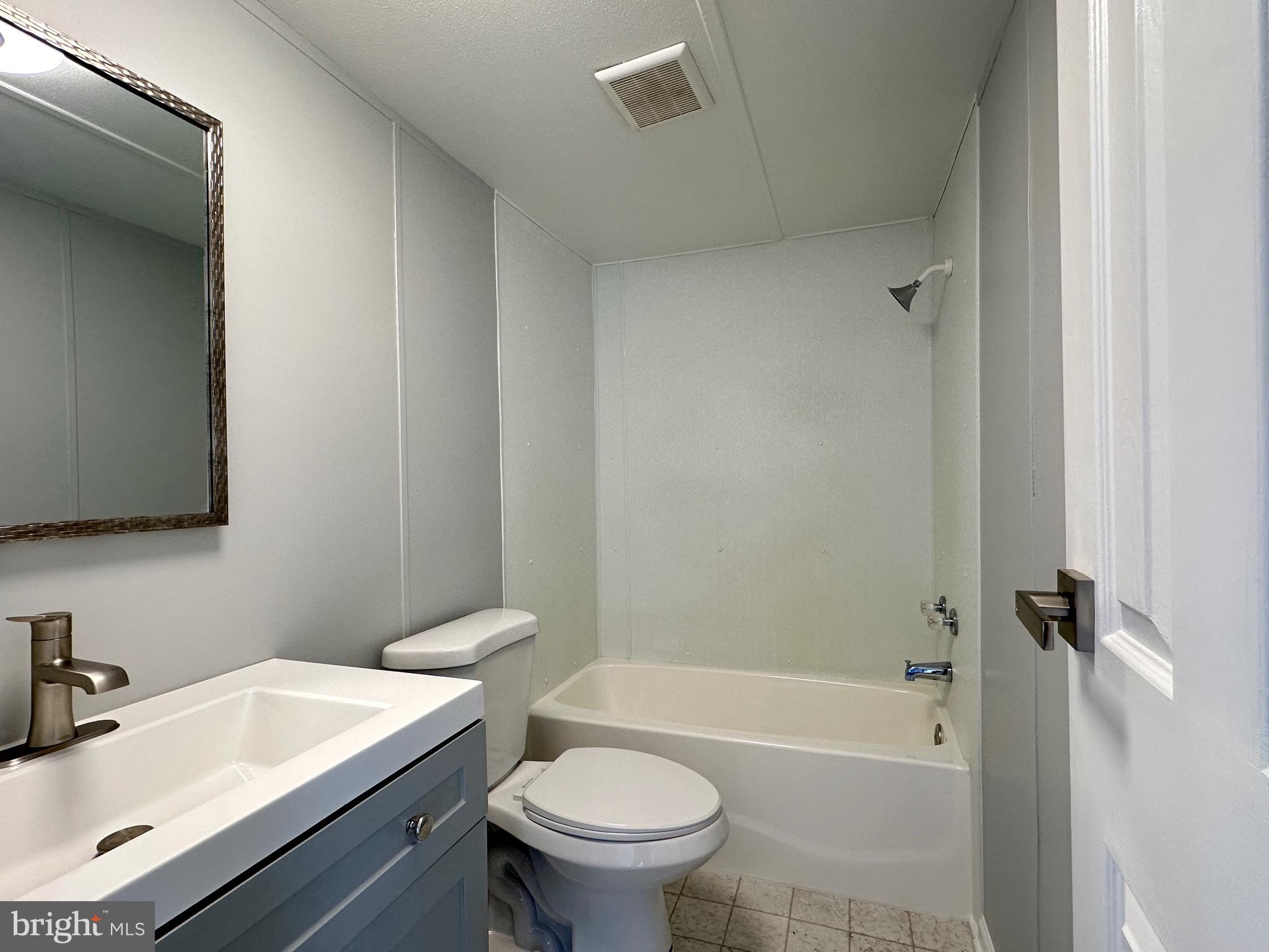 2204 Craley Road Windsor, PA 17366 - Photo 33 of 43 Bathroom 2