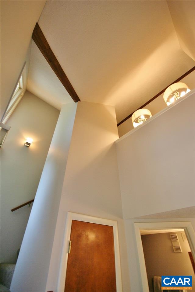 491 Three Ridges Roseland, VA 22967 - Photo 15 of 37 a view of balcony