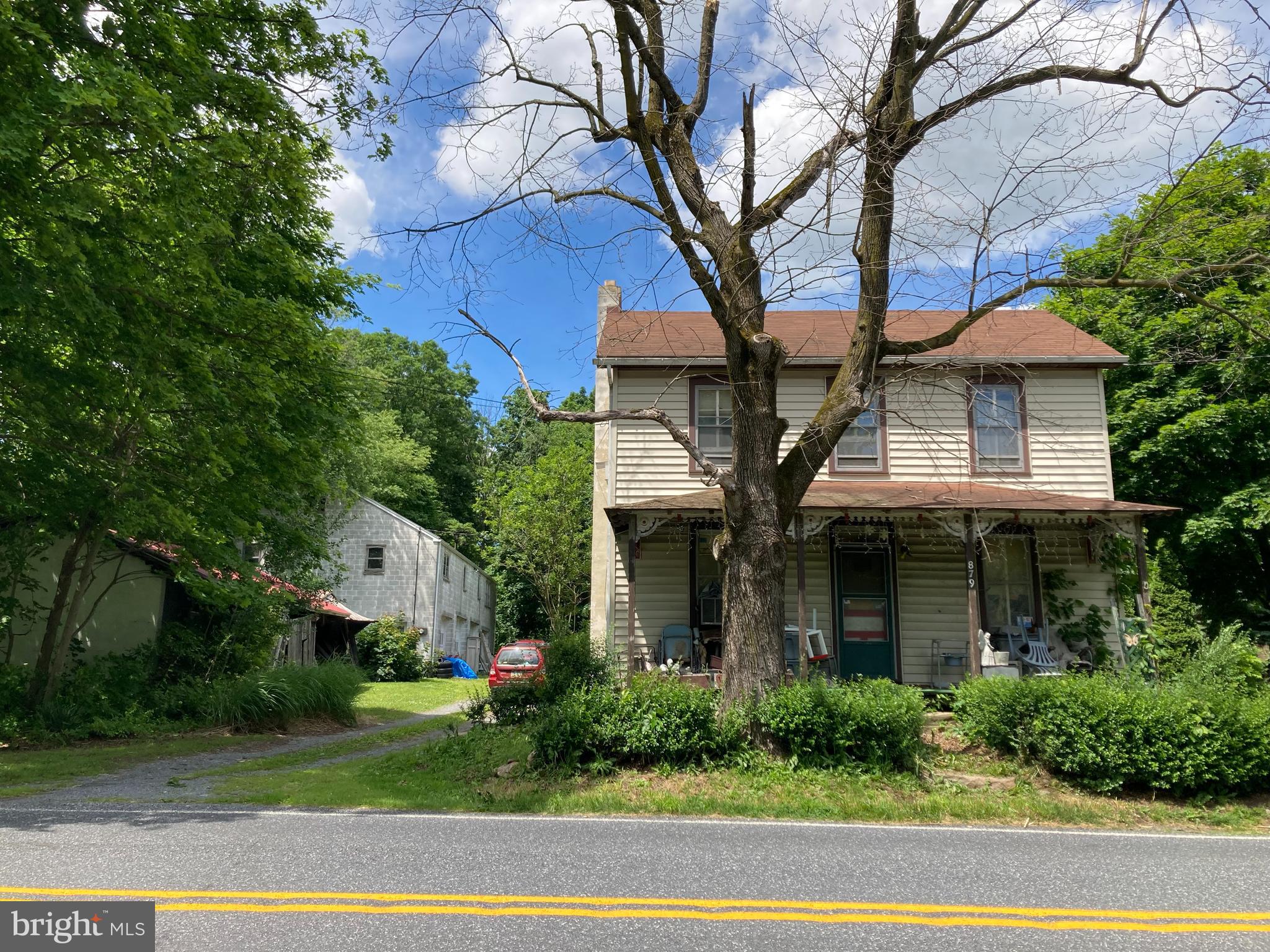 879 Huffs Church Road Alburtis, PA 18011 - Photo 1 of 20 Front of house