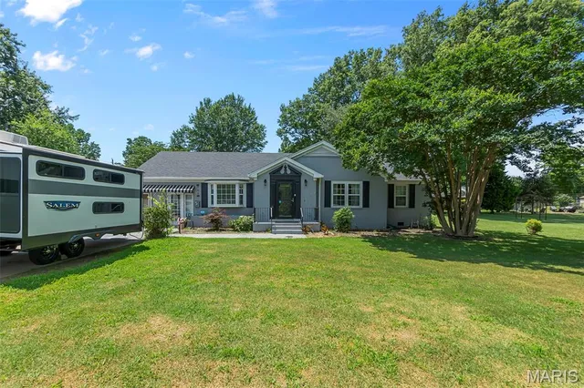 $279,000 | 907 Taylor Street, Sikeston, MO 63801