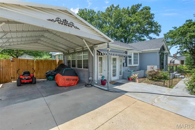 $279,000 | 907 Taylor Street, Sikeston, MO 63801