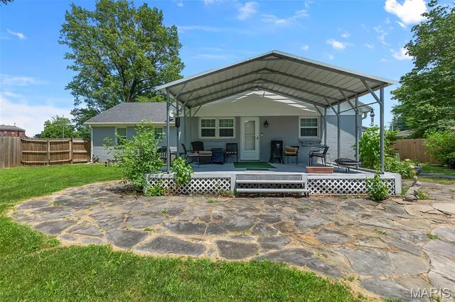 $279,000 | 907 Taylor Street, Sikeston, MO 63801