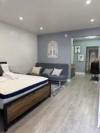 $1,950 | 761 Euclid Avenue, Unit 7, Miami Beach, FL 33139